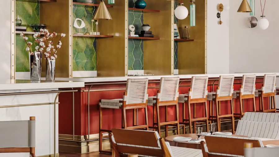Fine dining — integrated AV and scene management